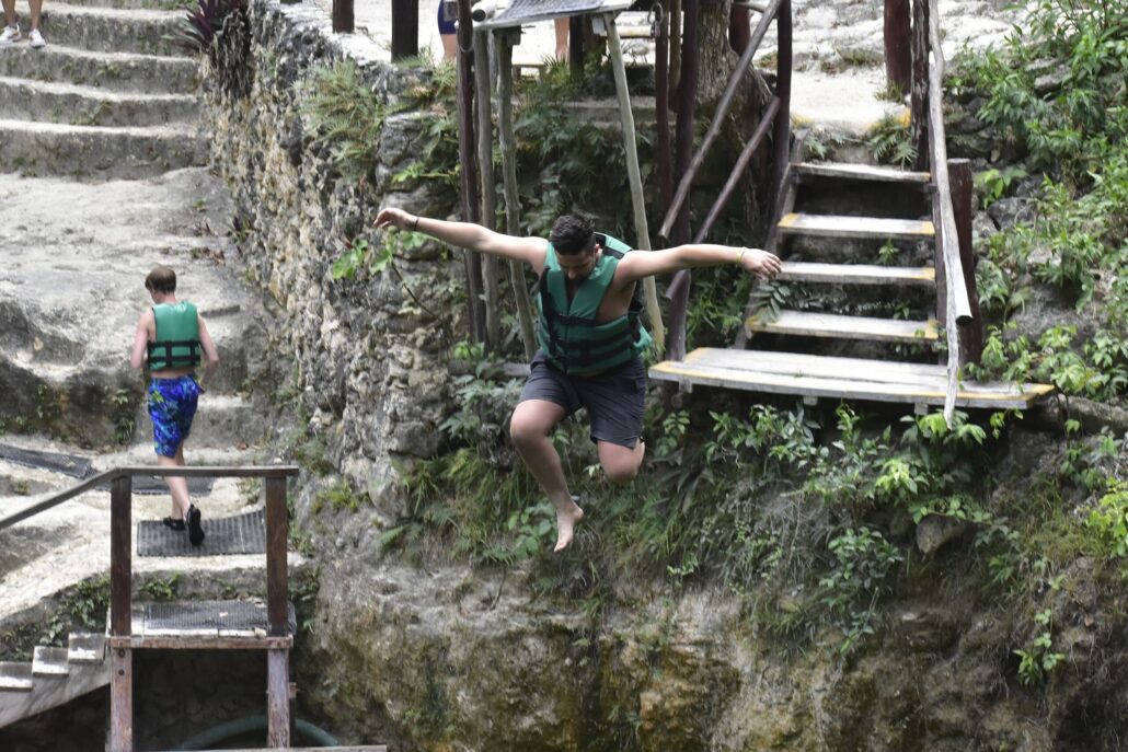 atvamazing_combo-2-shared-basic-jumping-swimmer-stairs-nature Atvamazing Combo Shared Basic Jumping Swimmer Stairs Nature